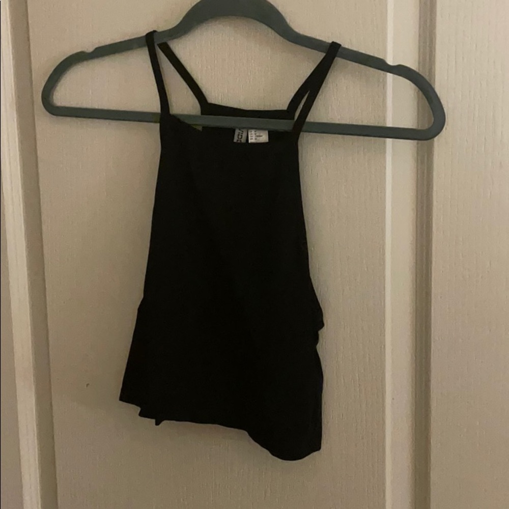 Black Tank
